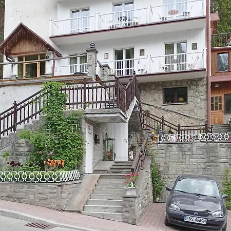 Willa Pod Różami Ośrodek wypoczynkowy