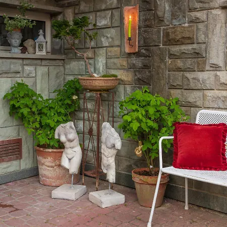 Ośrodek wypoczynkowy Willa Pod Różami